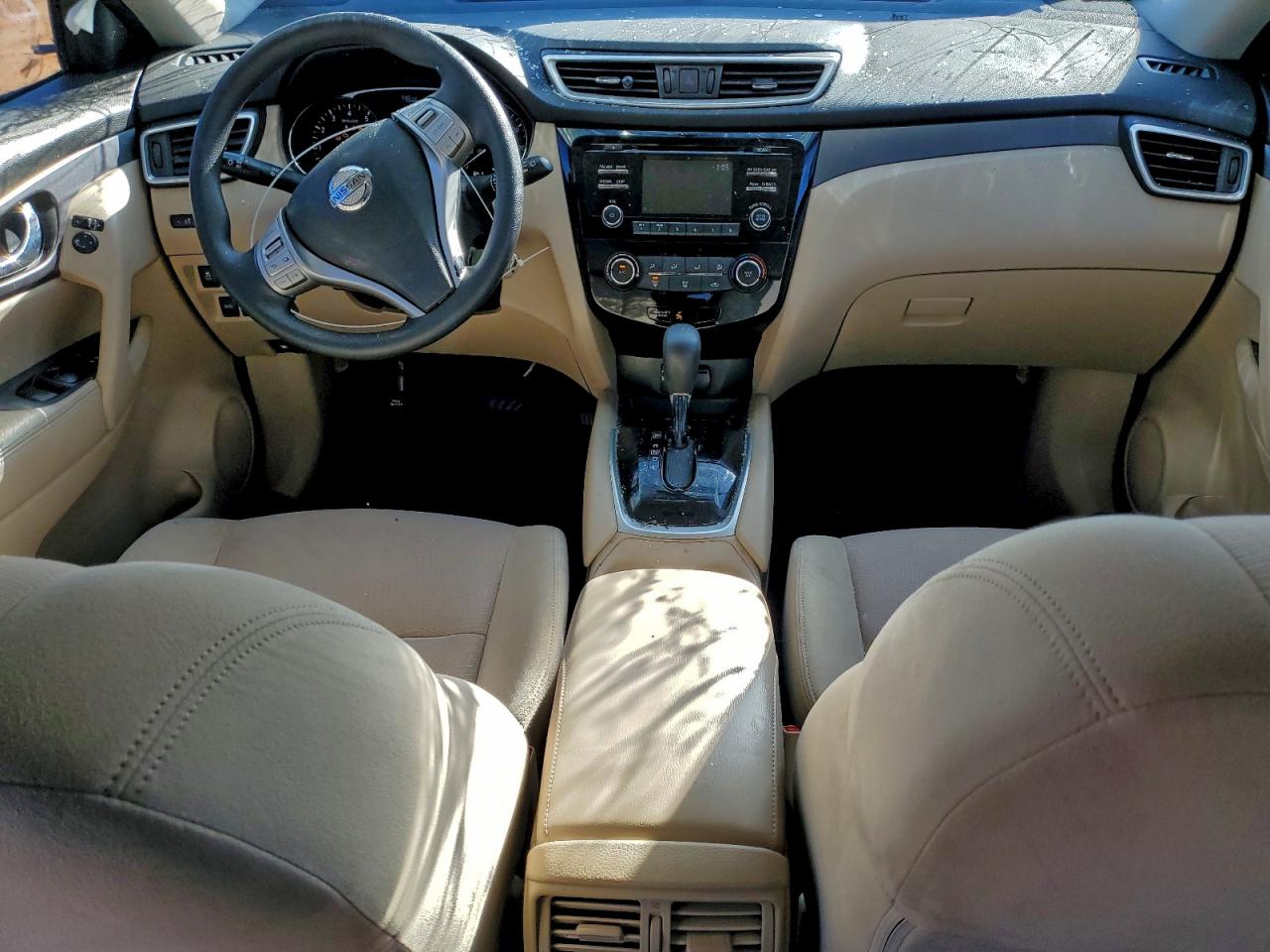 Nissan Rogue S Image 2