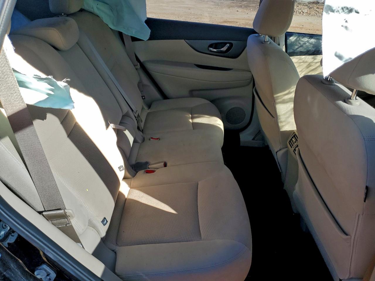 Nissan Rogue S Image 9