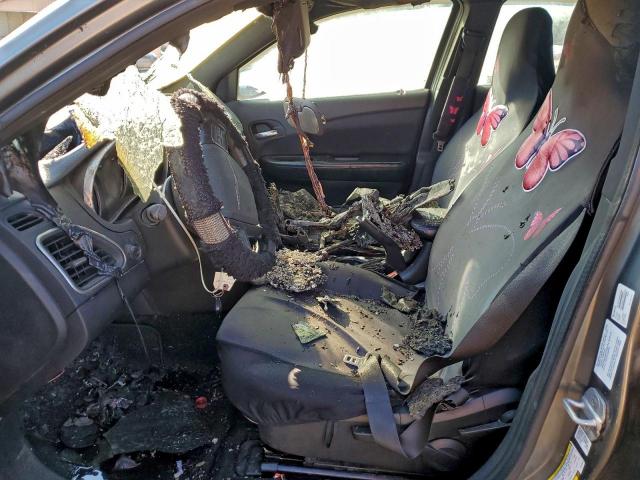 Chrysler 200 Lx Image 4