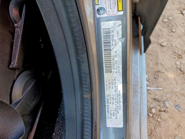 Chrysler 200 Lx Image 9