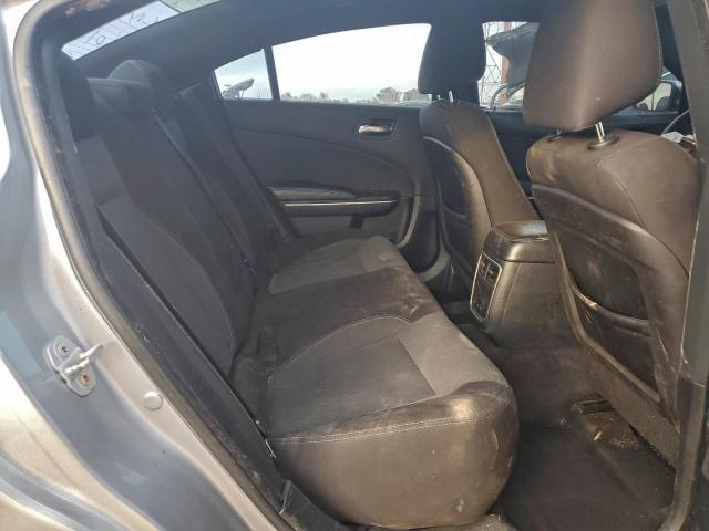 Dodge Charger Se Image 4