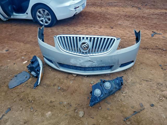 Buick LaCrosse Image 6