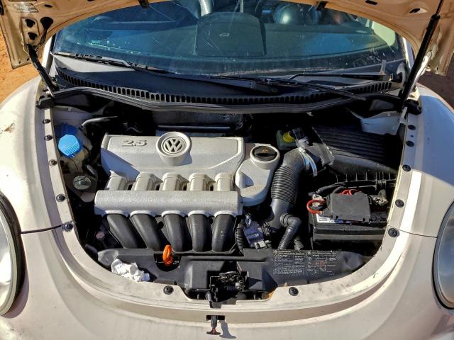 Volkswagen Beetle Convertible Option Package 2 Image 10