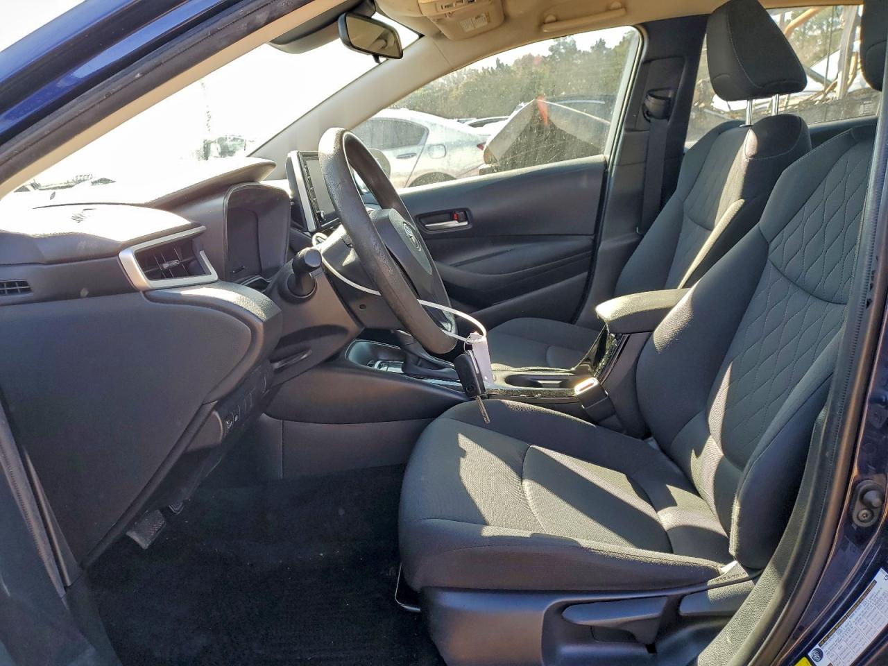 Toyota Corolla Le Image 6