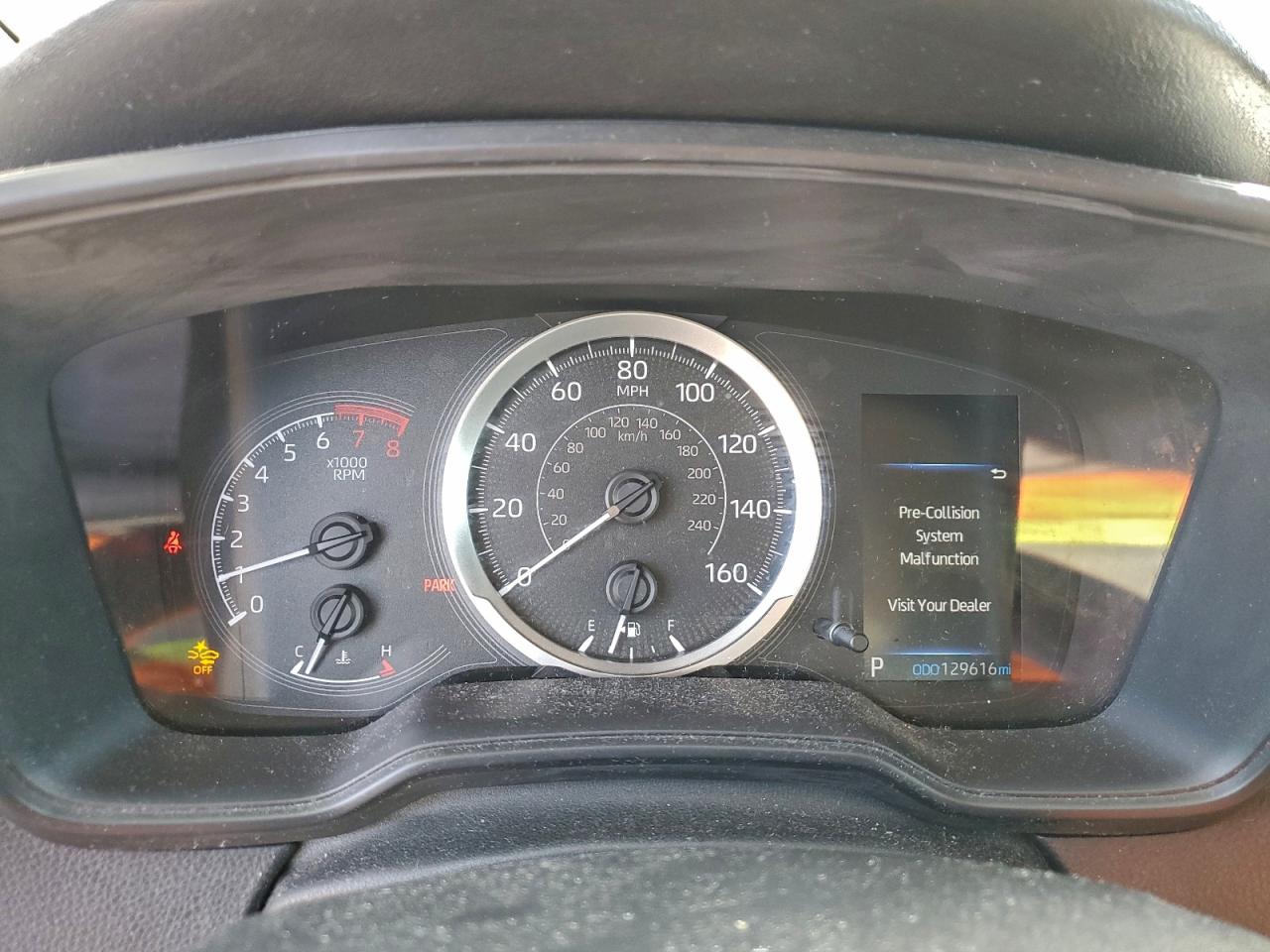 Toyota Corolla Le Image 5