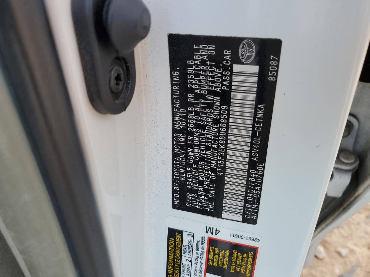 Toyota Camry Base Image 10