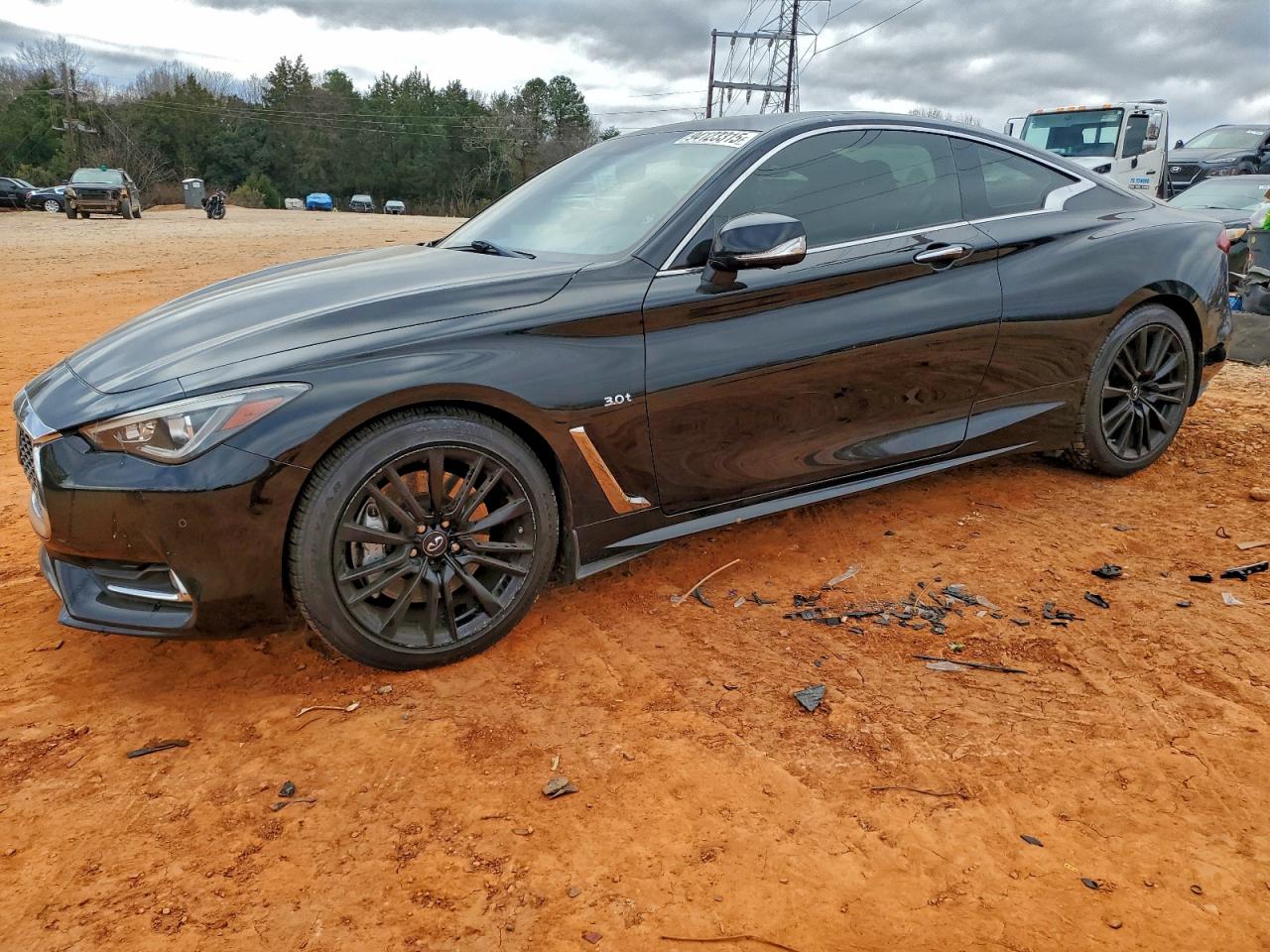 INFINITI Q60 Premium Image 1