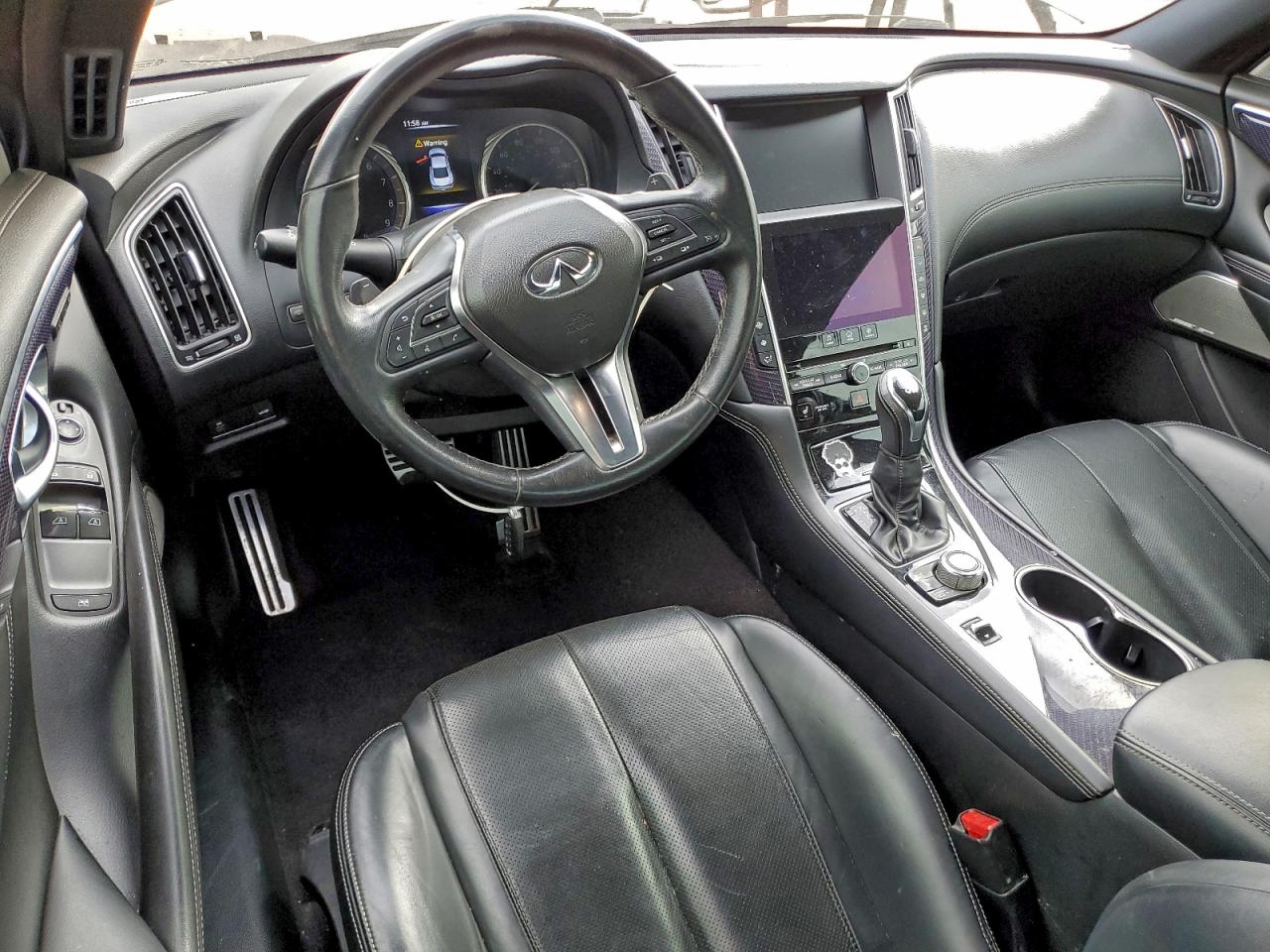 INFINITI Q60 Premium Image 11