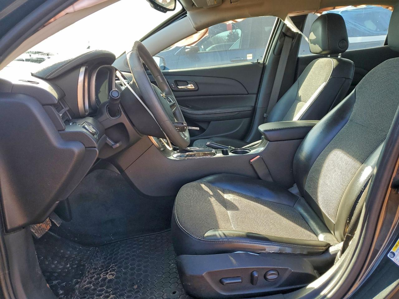 Chevrolet Malibu 1lt Image 7