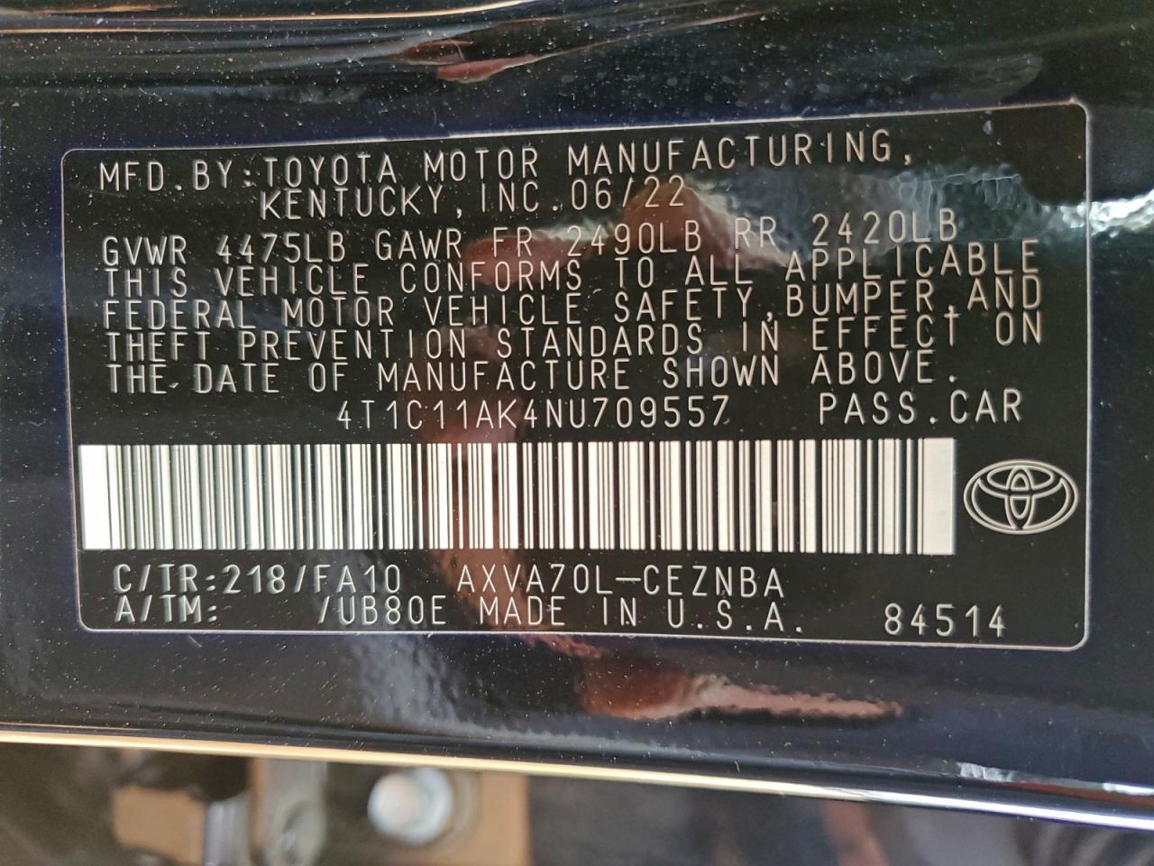 Toyota Camry Le Image 11