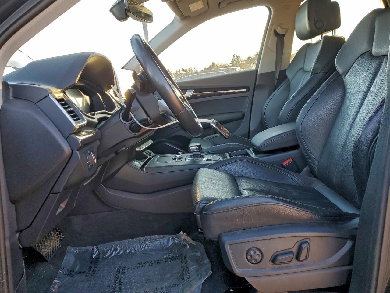 Audi Q5 Premium Plus Image 4