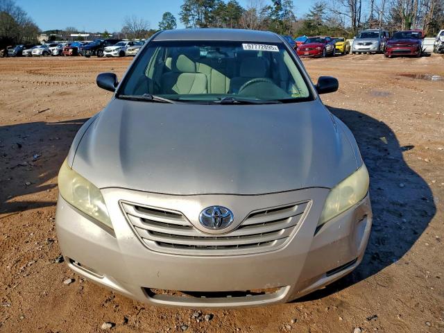 Toyota Camry Ce Image 9