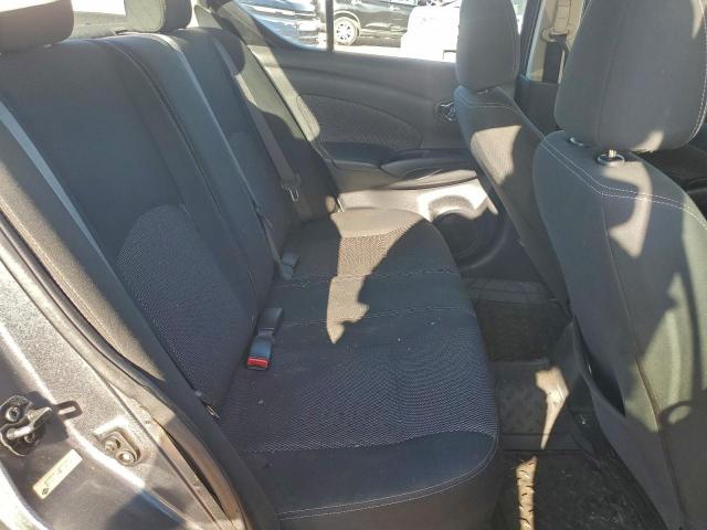 Nissan Versa S Image 12