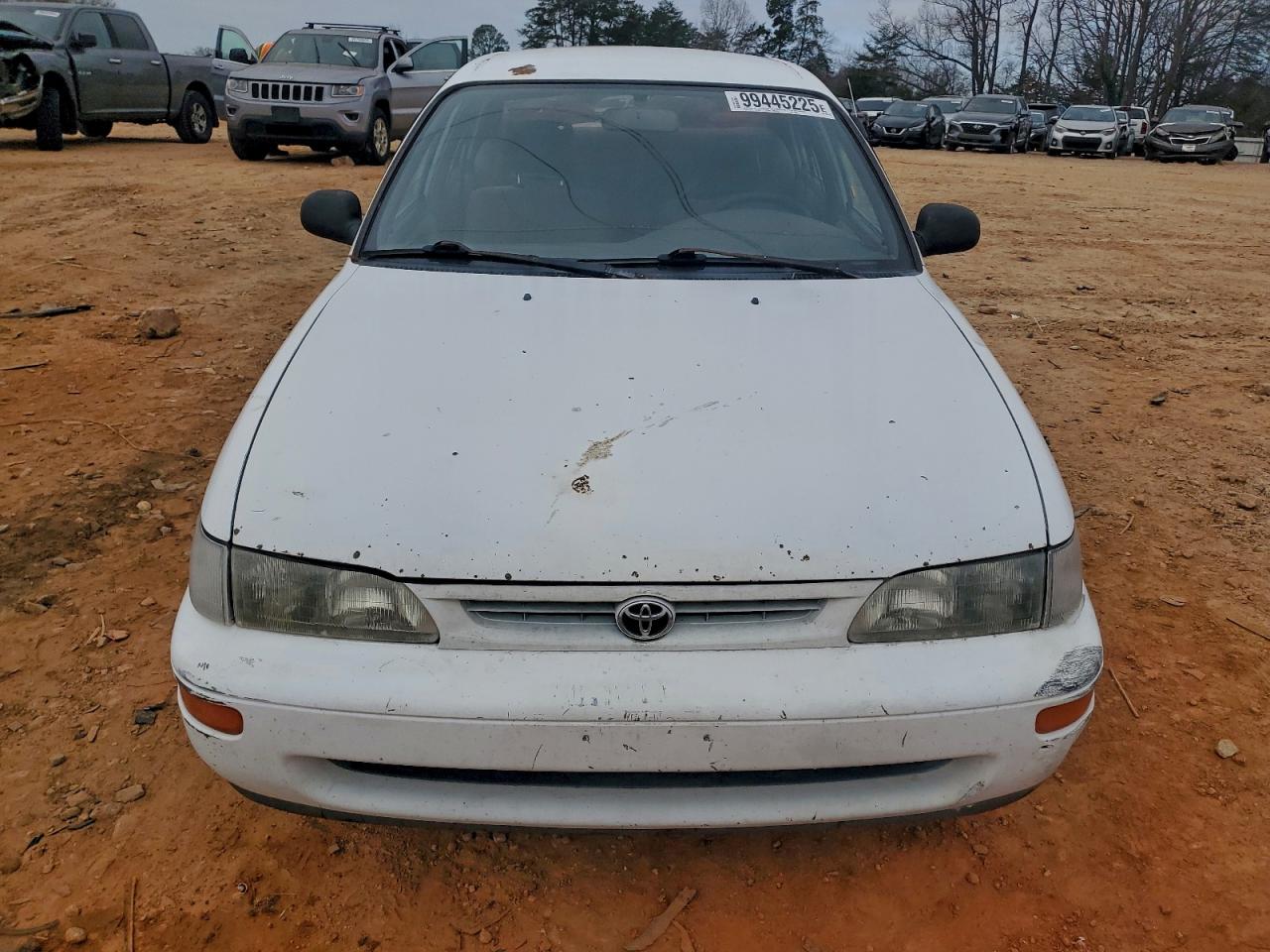Toyota Corolla Base Image 11