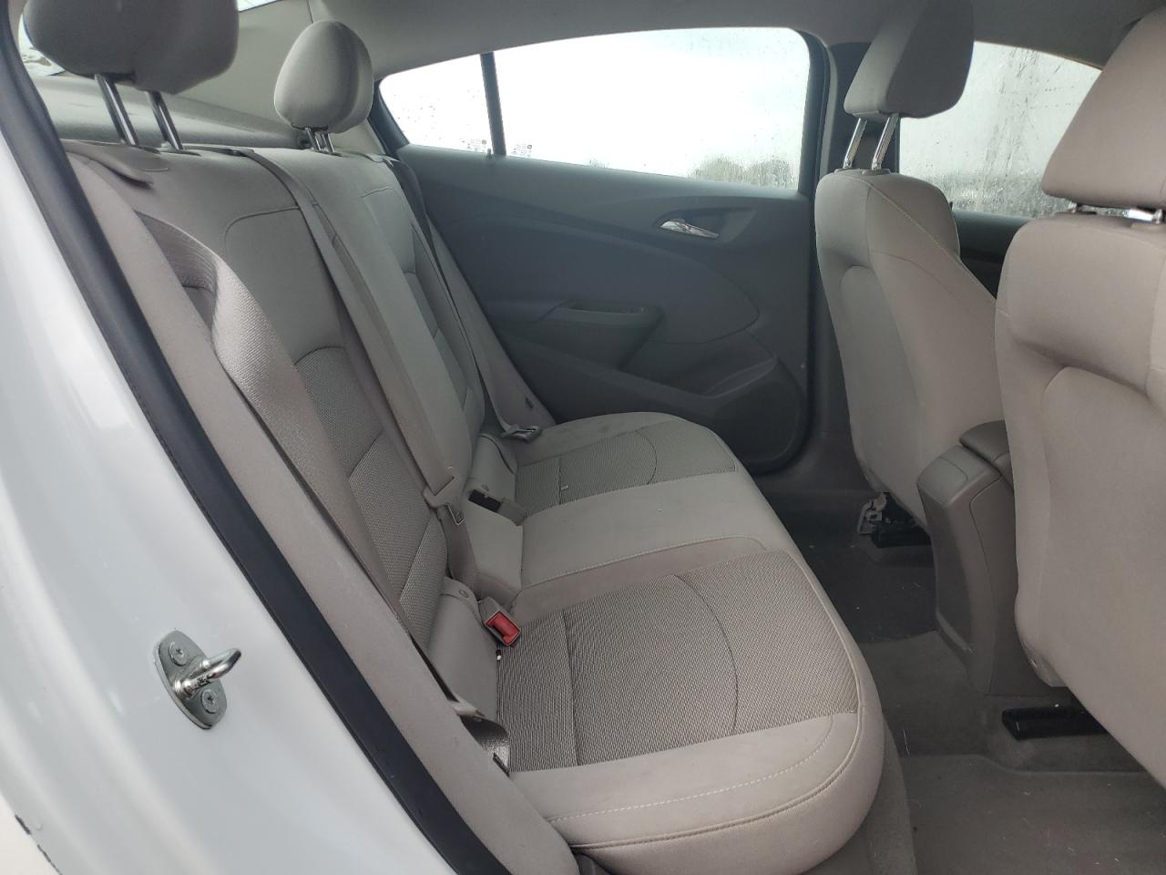 Chevrolet Cruze Ls Image 10