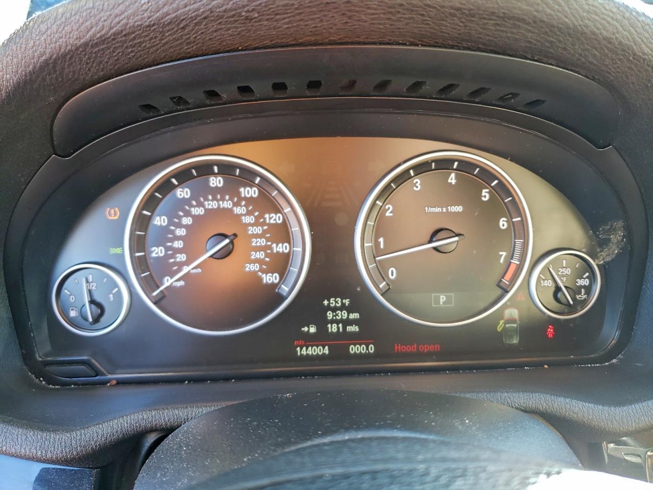 BMW X Series Xdrive28i Image 3