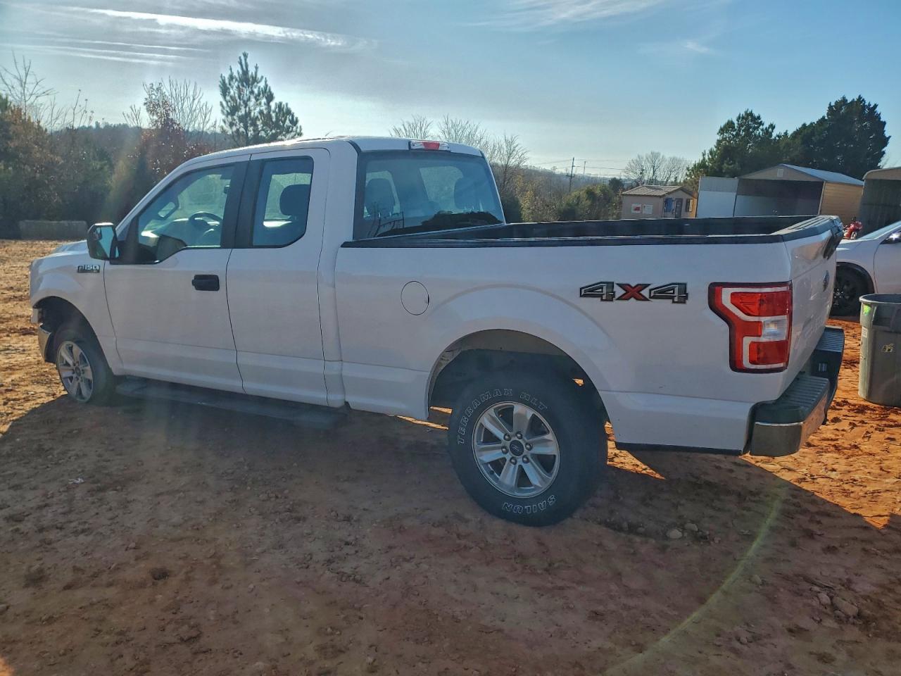 Ford F-150 Super Cab Image 2
