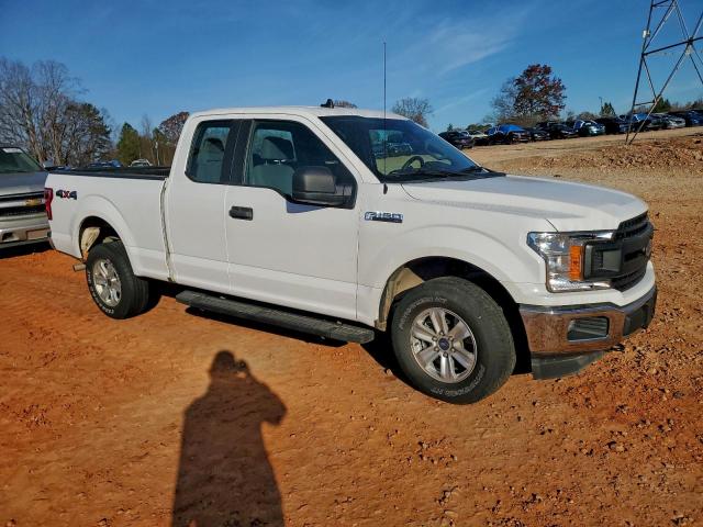 Ford F-150 Super Cab Image 11