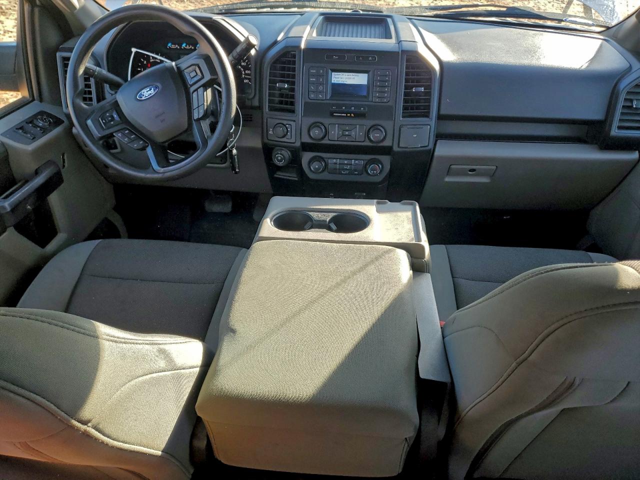 Ford F-150 Super Cab Image 12