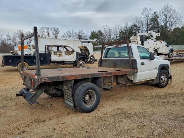 Chevrolet Silverado C3500 Image 2