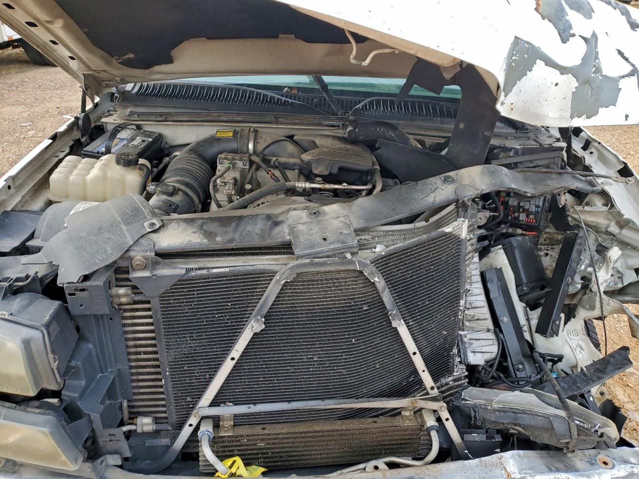 Chevrolet Silverado C3500 Image 11