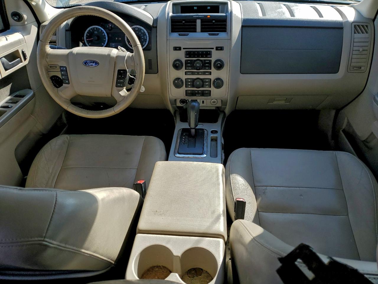 Ford Escape Xlt Image 8