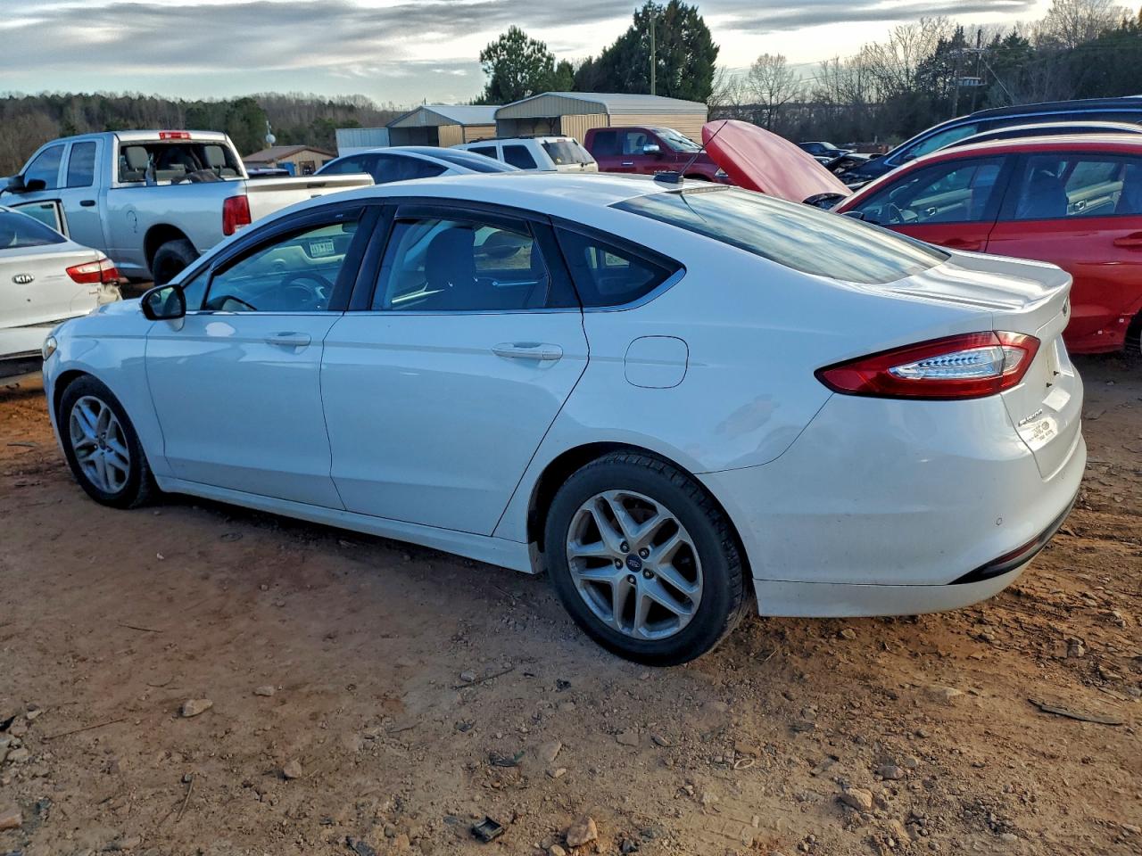 Ford Fusion Se Image 3