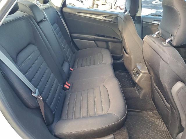 Ford Fusion Se Image 5