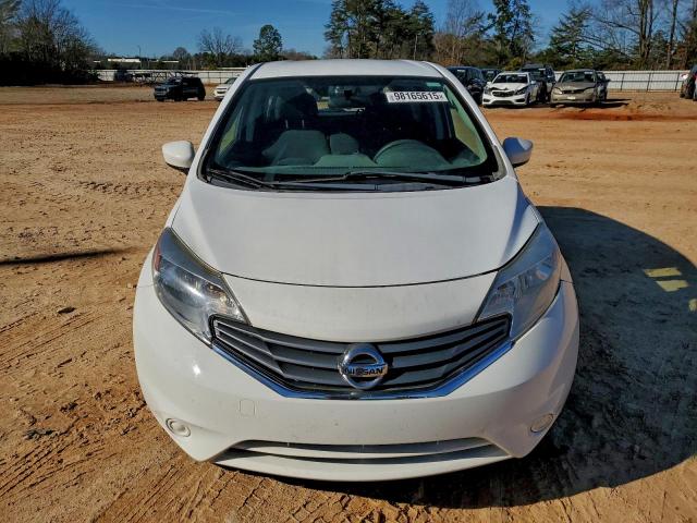 Nissan Versa S Image 10