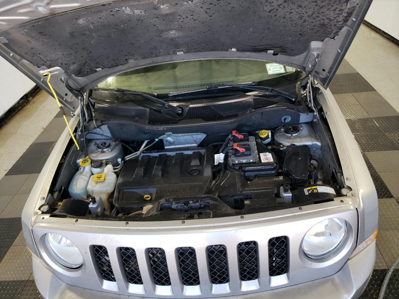 Jeep Patriot Sport Image 10