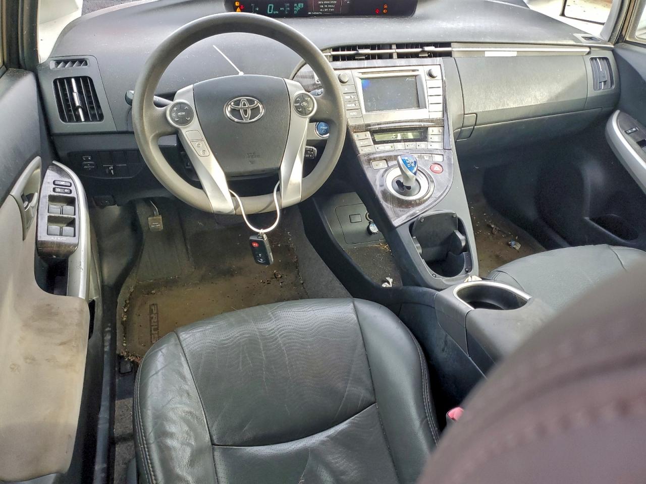 Toyota Prius Image 10