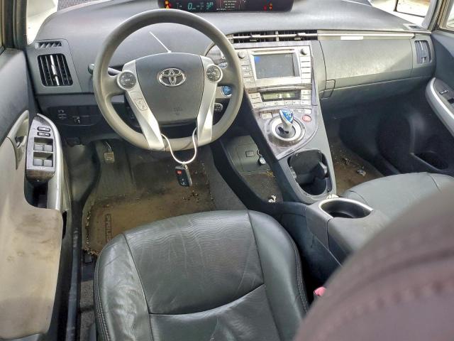 Toyota Prius Image 10