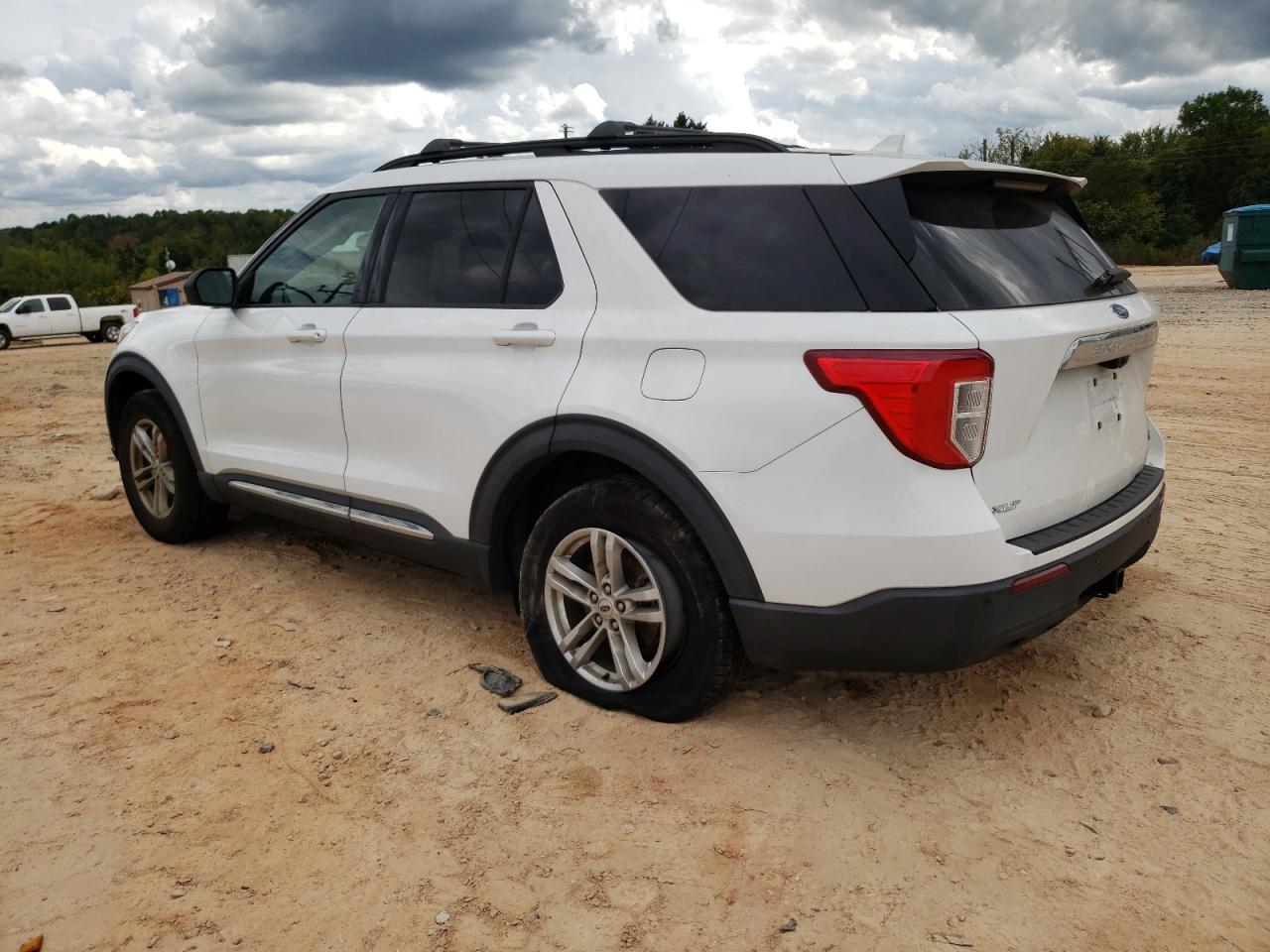 Ford Explorer Xlt Image 4