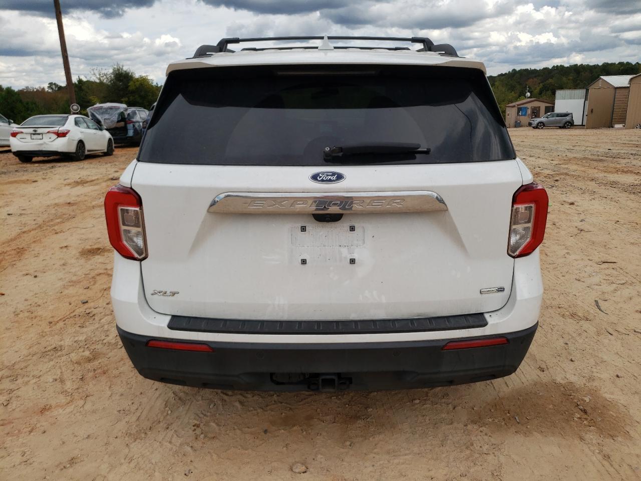 Ford Explorer Xlt Image 2