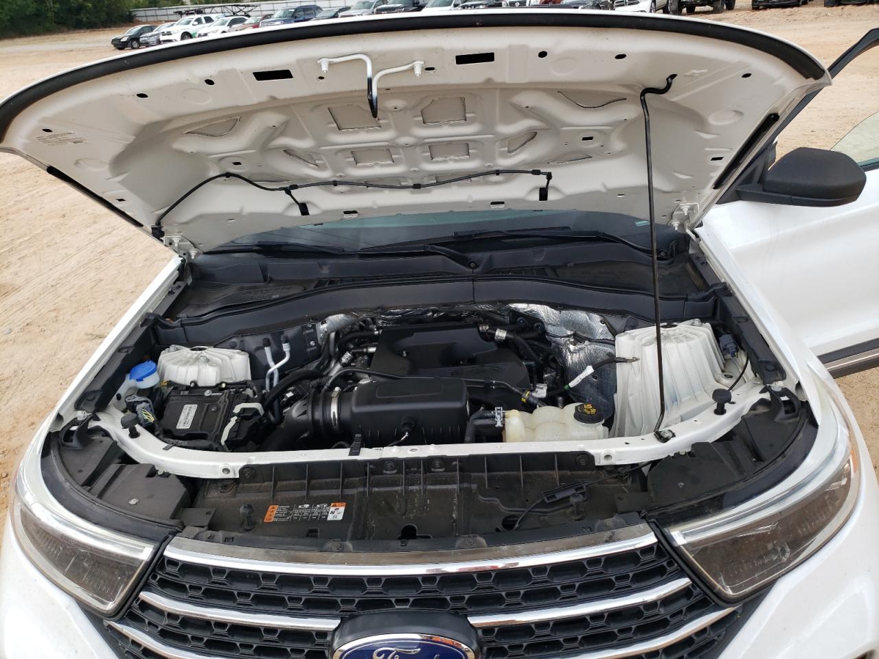 Ford Explorer Xlt Image 6