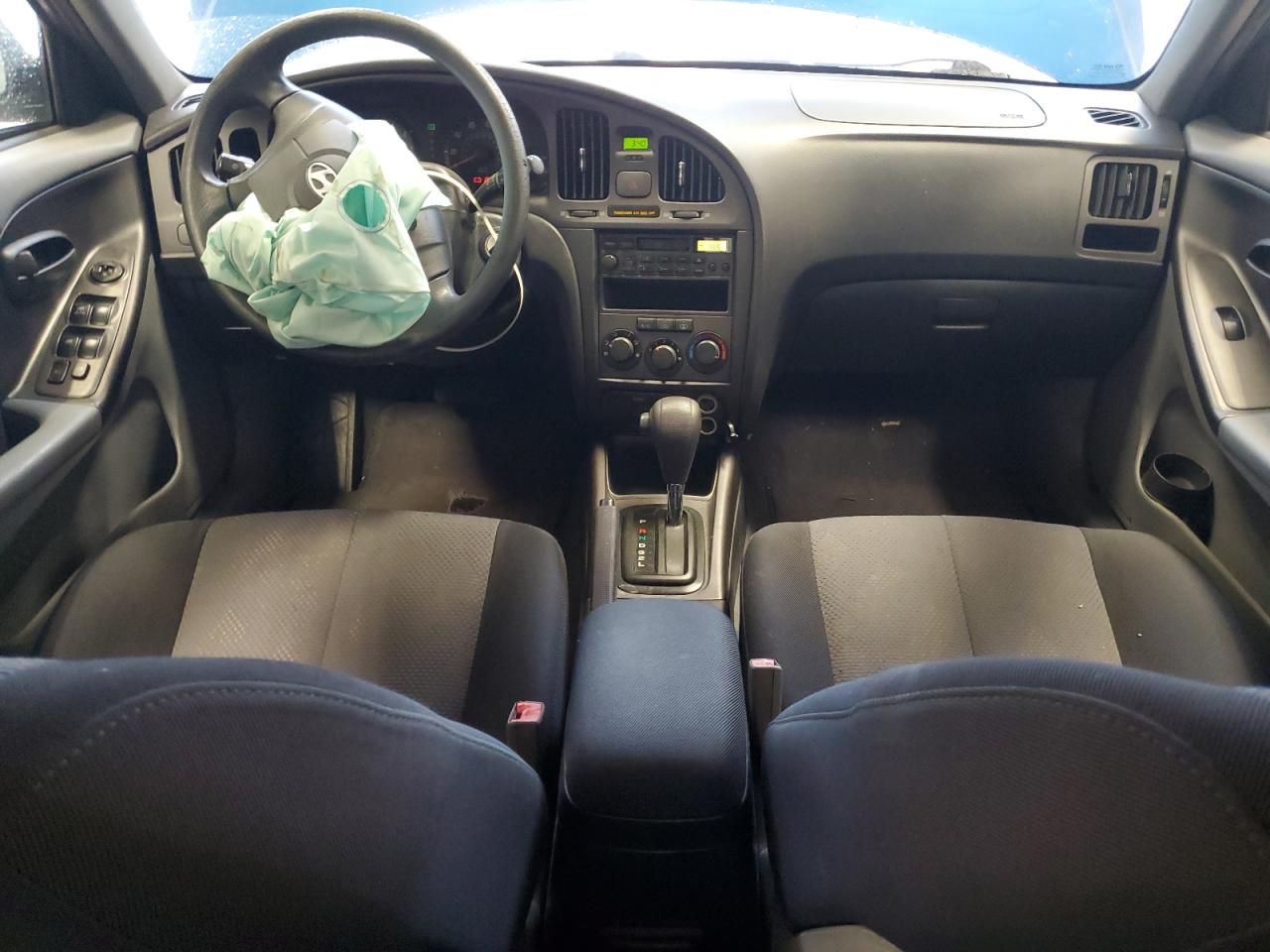 Hyundai ELANTRA Gls Image 8