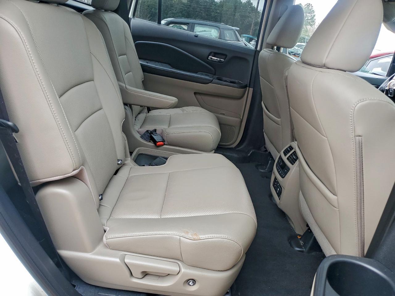 Honda Pilot Elite Image 3