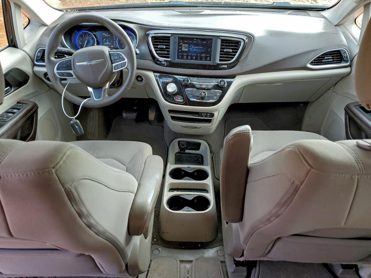 Chrysler Minivan Lx Image 7