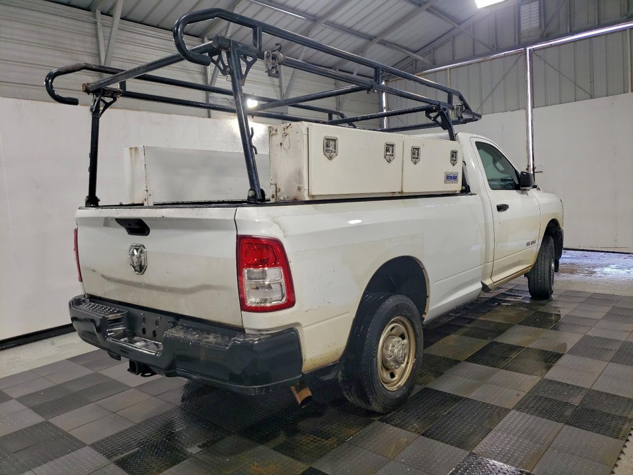 Ram 2500 Tradesman Image 10