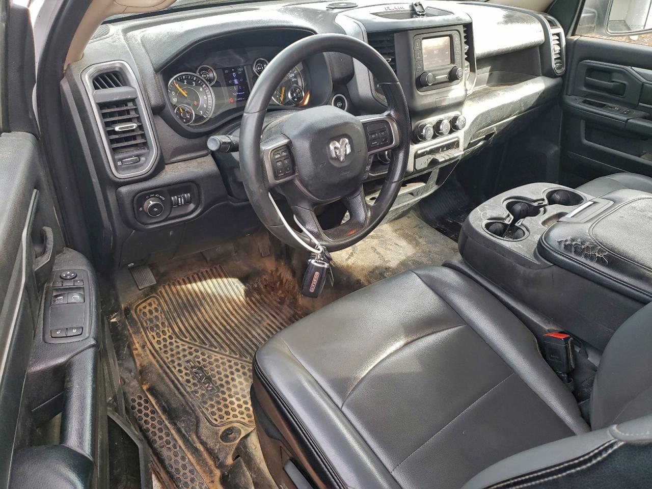 Ram 2500 Tradesman Image 6