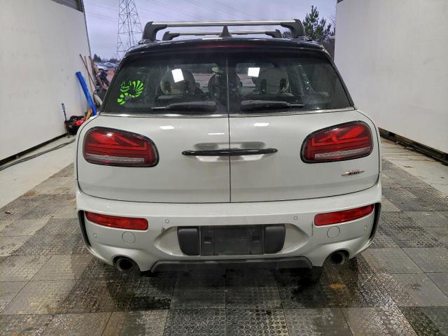 MINI Cooper John Cooper Works Clubman Image 6