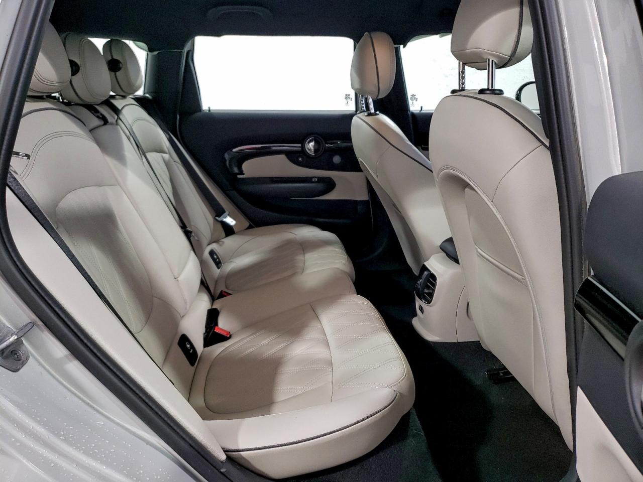 MINI Cooper John Cooper Works Clubman Image 7