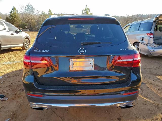 Mercedes-Benz GLC 300 4matic Image 7