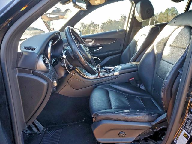 Mercedes-Benz GLC 300 4matic Image 5