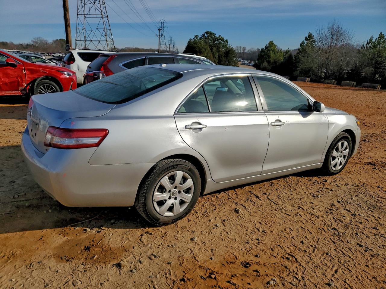 Toyota Camry Base Image 4