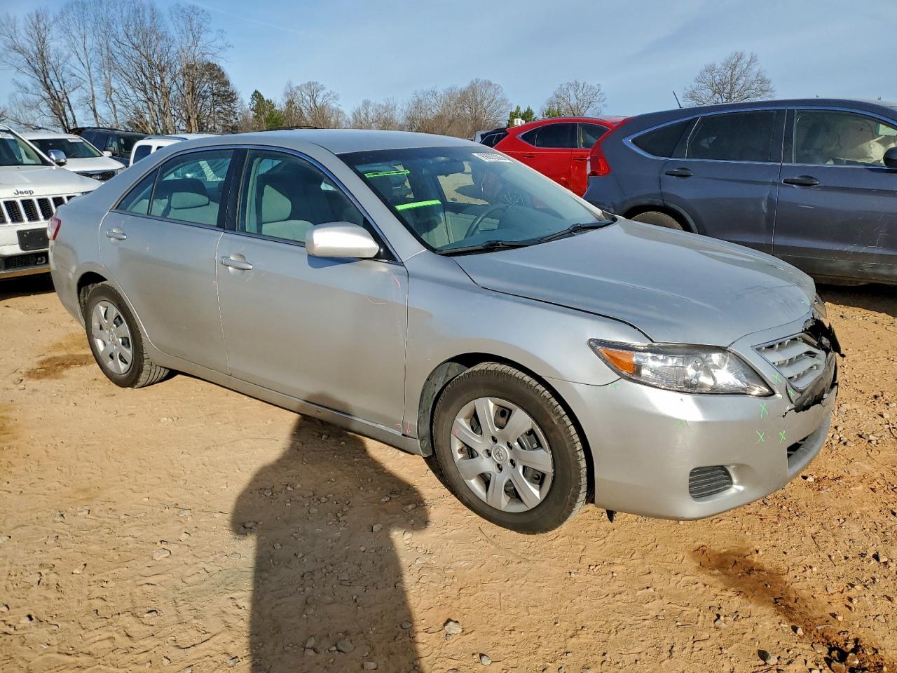 Toyota Camry Base Image 2