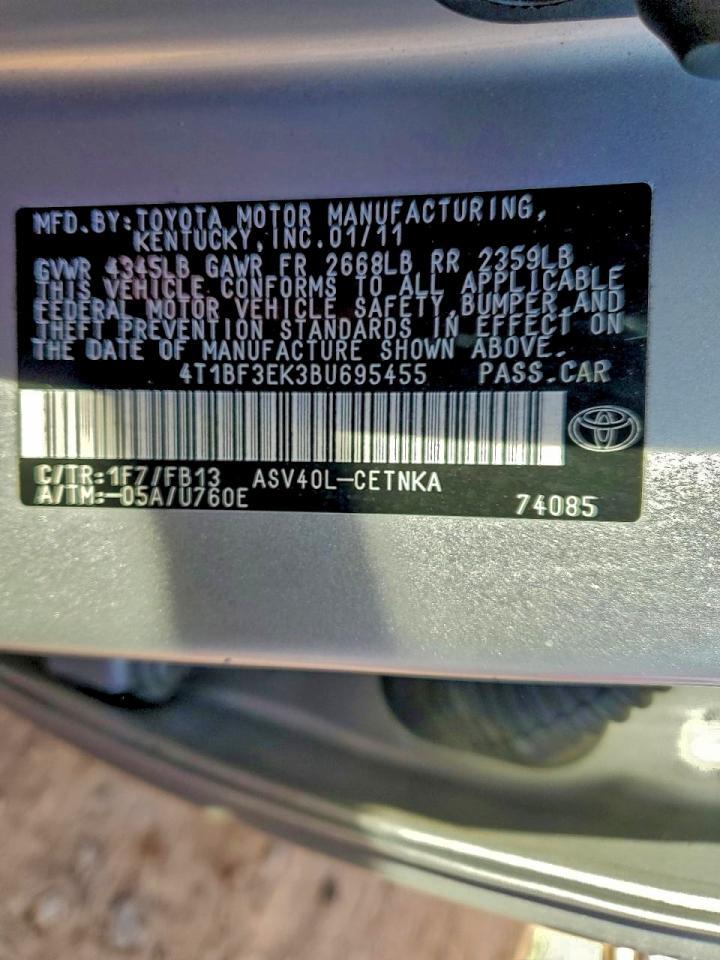 Toyota Camry Base Image 5