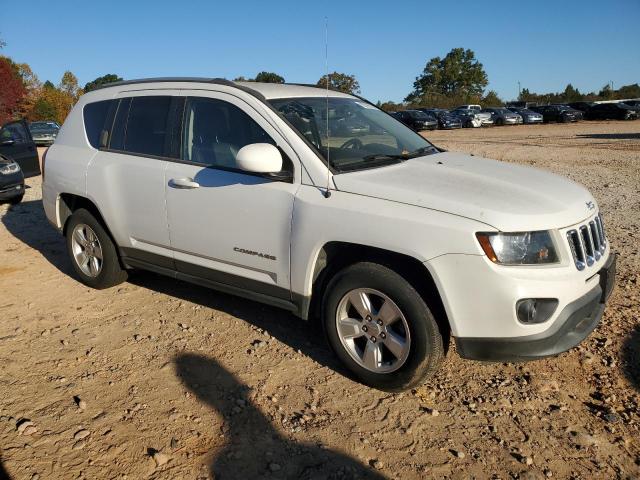 Jeep Compass Latitude Image 2