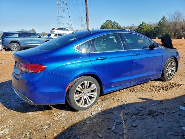 Chrysler 200 Limited Image 2