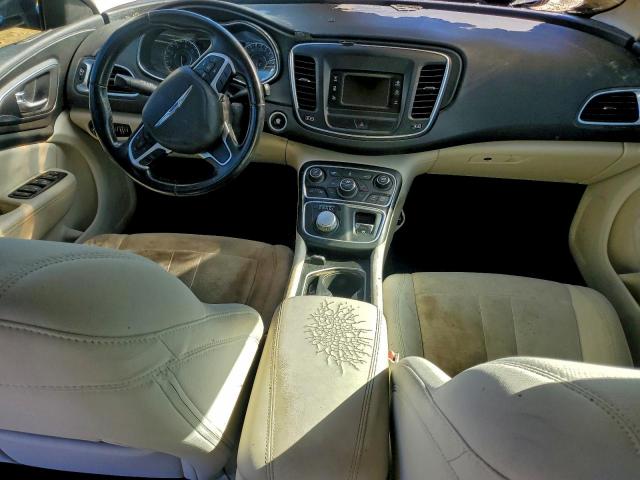 Chrysler 200 Limited Image 9